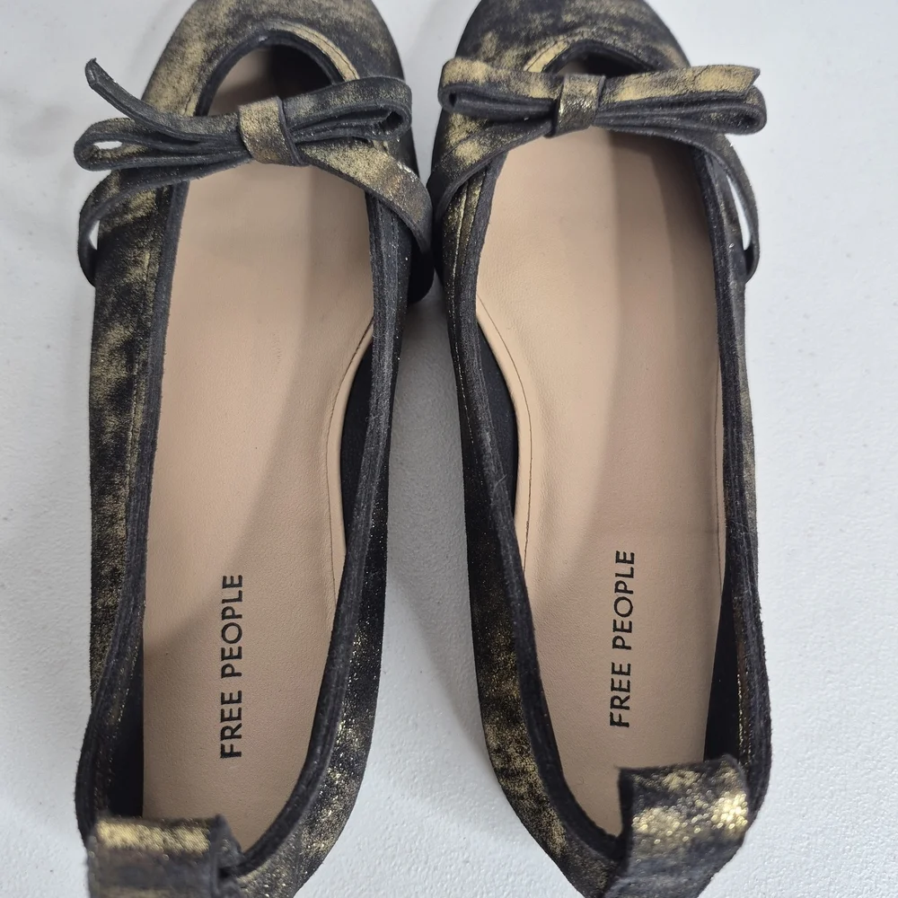 Free People Mania Bow Leather Ballet Flats in Bronze Age Metallic - Size 8